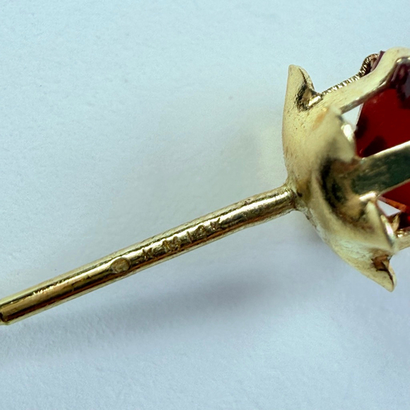 14K Solid Yellow Gold Jacmel Mauritius JCM Ruby Red Glass Stud Vintage Earrings - Picture 6 of 10